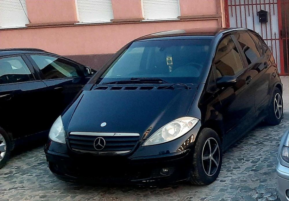 Vând Mercedes  aclasse    negociabil