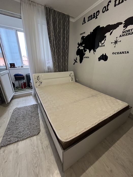 Б/у кровать в хорошем состоянии