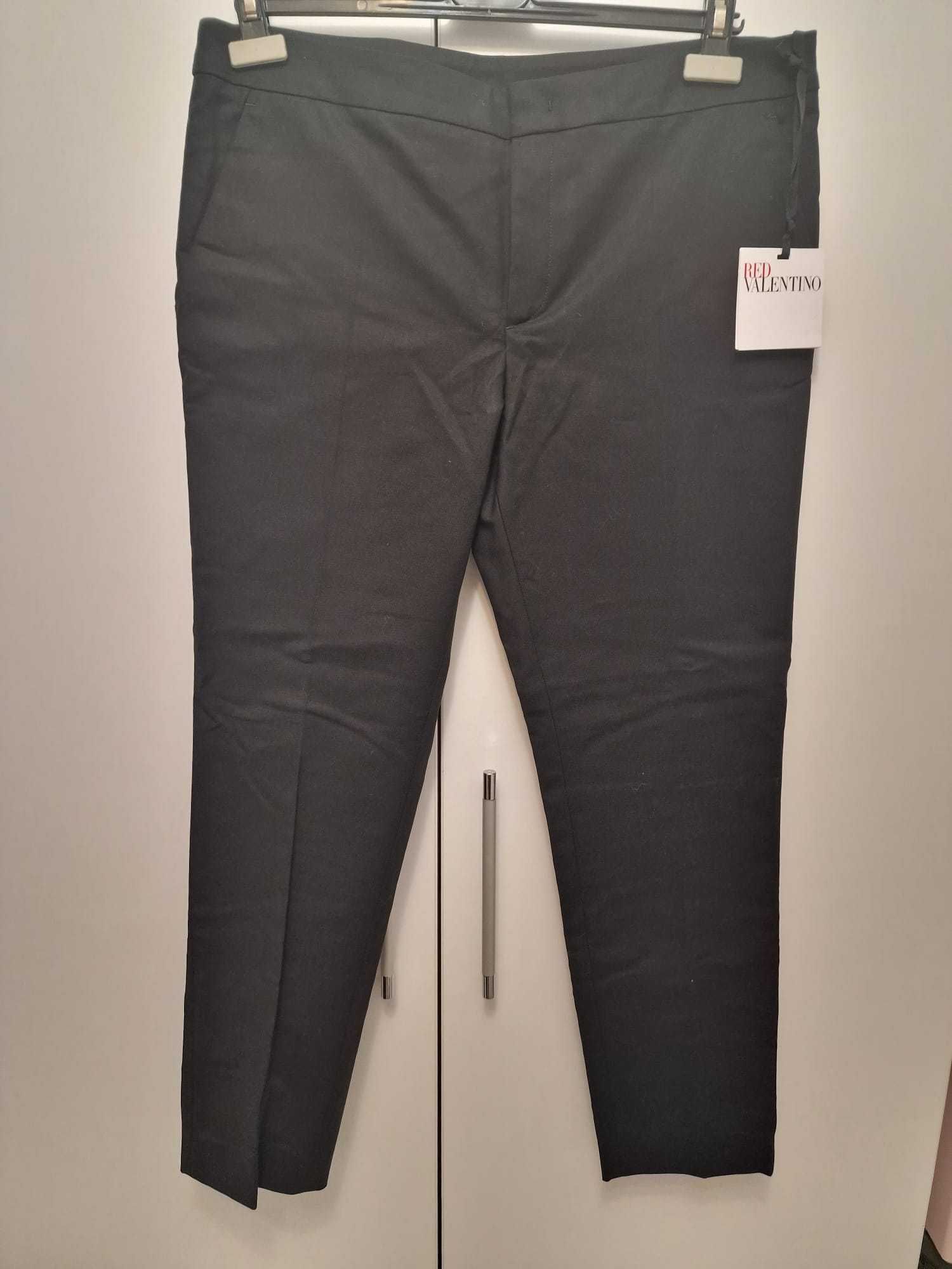 Vand Tricou , pantaloni , camasa de blugi