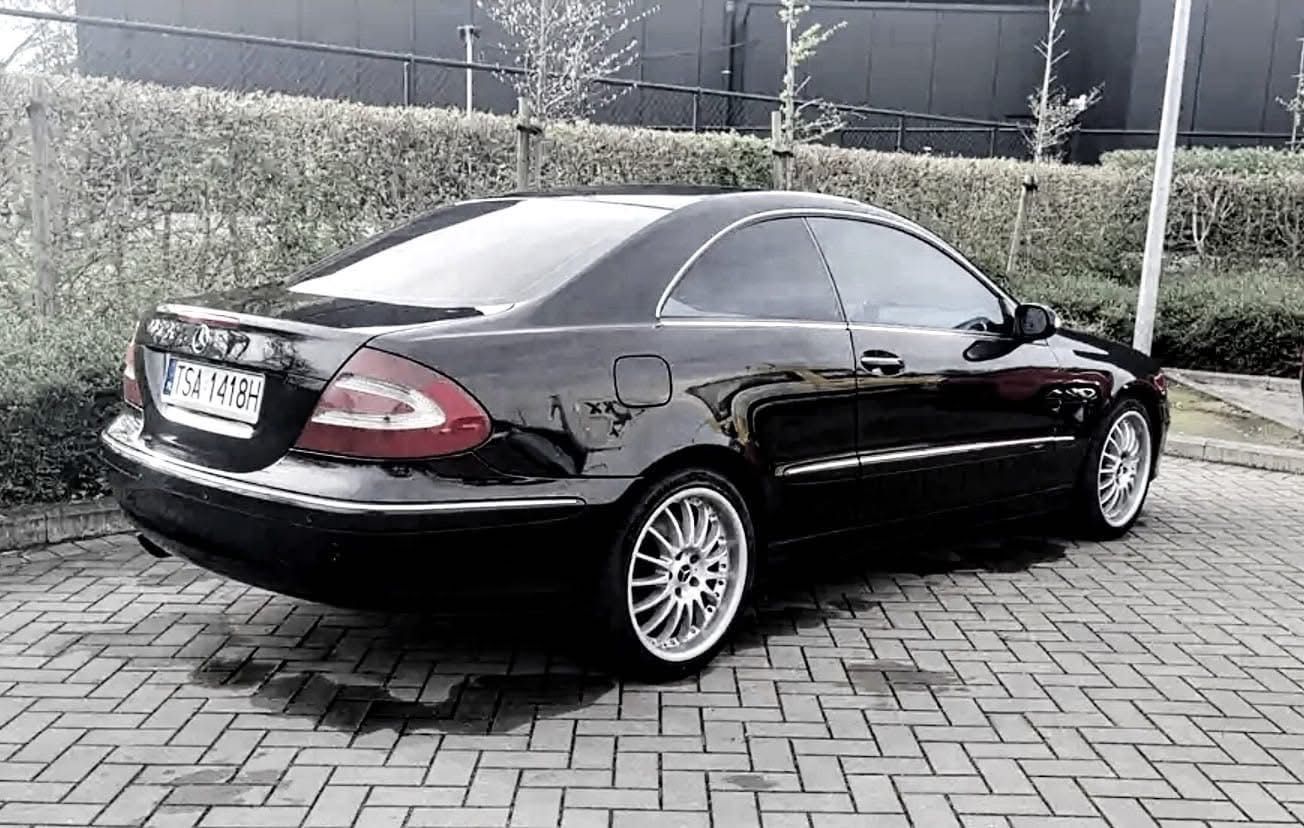 Mercedes clk209 540 бензин 1.8 и 120 киловата 2002г