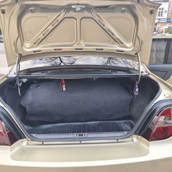 Nexia 2 sotiladi. 2009 - yil