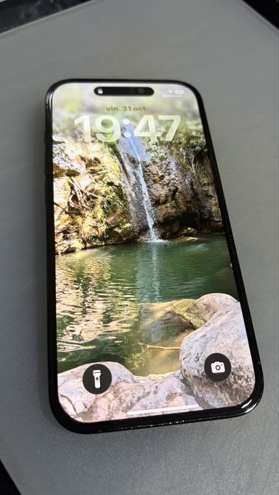 Vand Schimb Iphone 14 Pro.