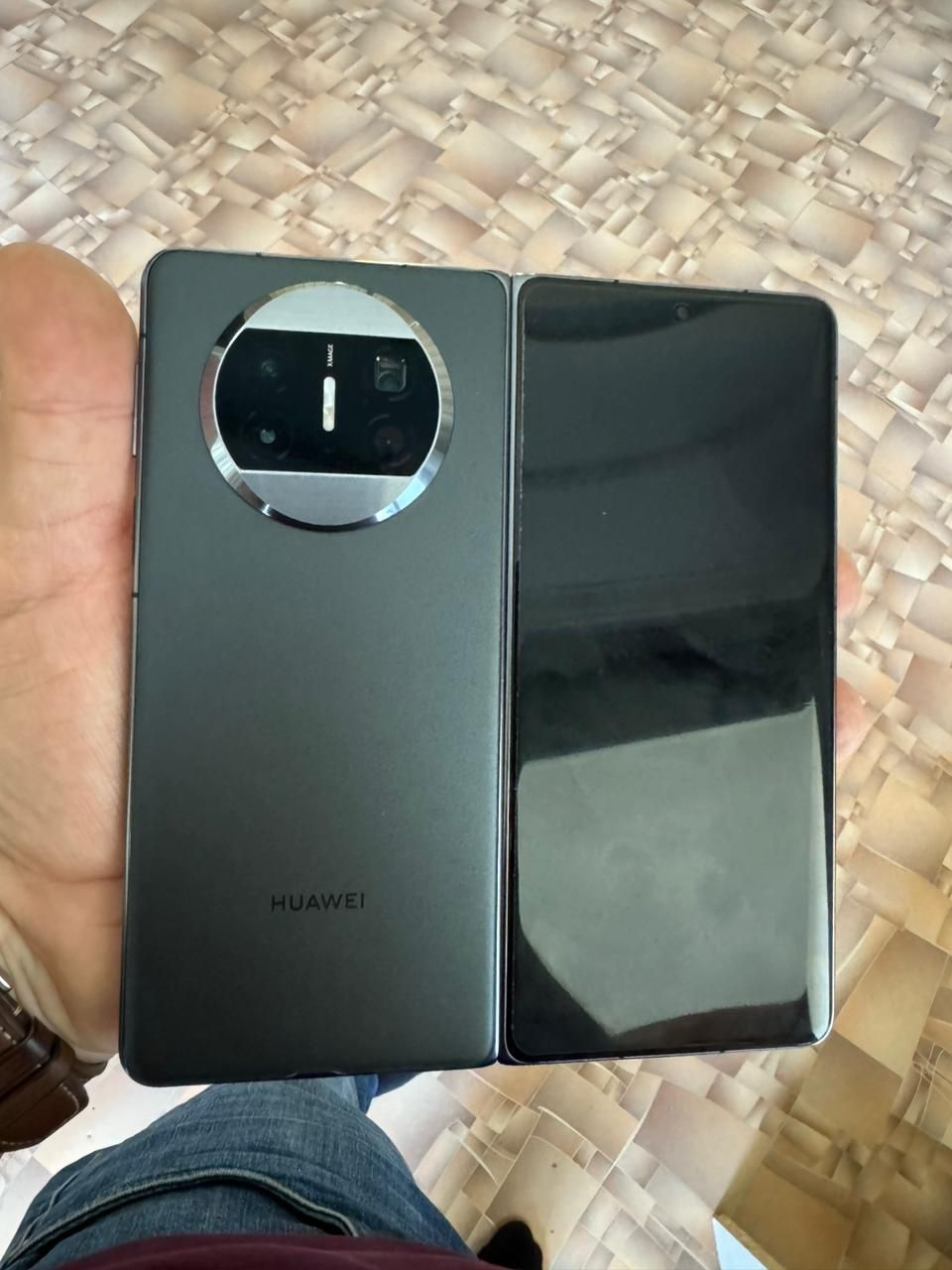 Продам huawei mate x3 512