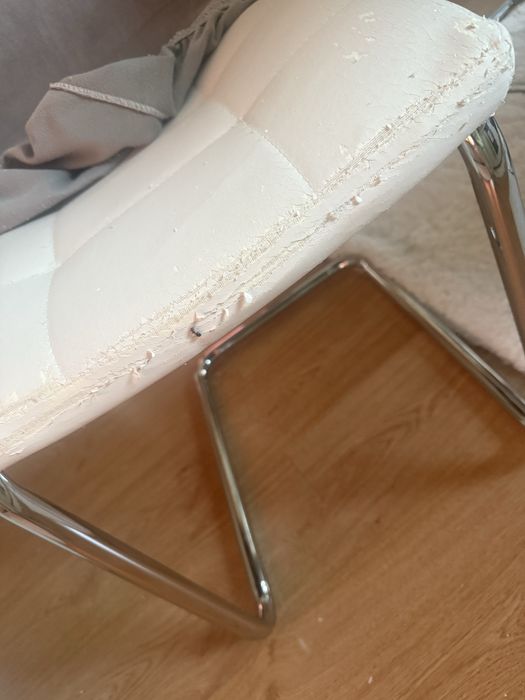 Трапезни столове