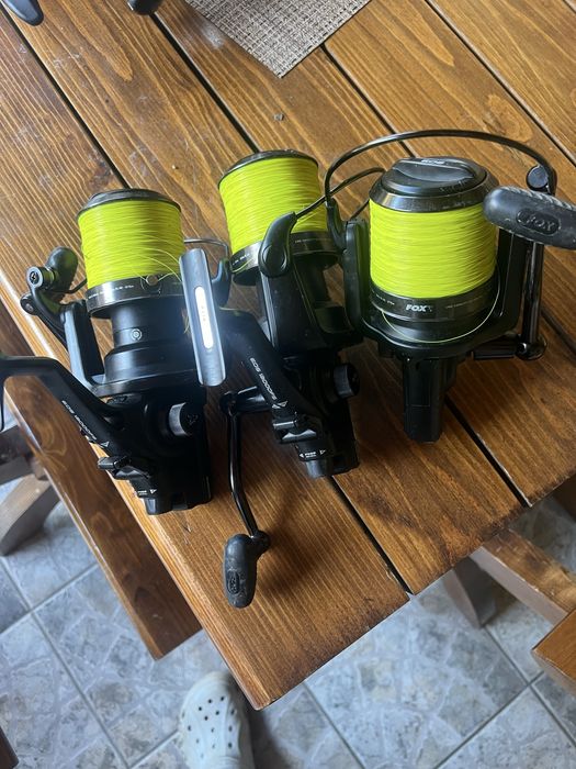 Vand 3 lansete hakuyo mtx 14 black edition si 3 mulinete fox eos 12000