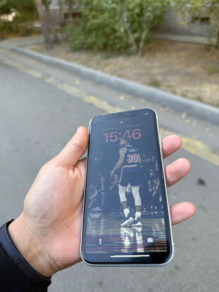 Продам iPhone XR 64GB (Белый) – Всё работает