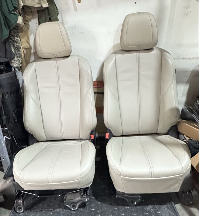 Передние сиденья от Трейлблейзера