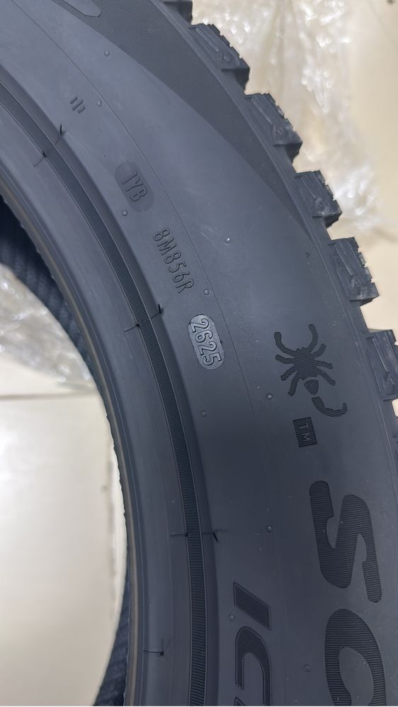 Продам шипованную резину Pirelli Scorpion ice zero 2