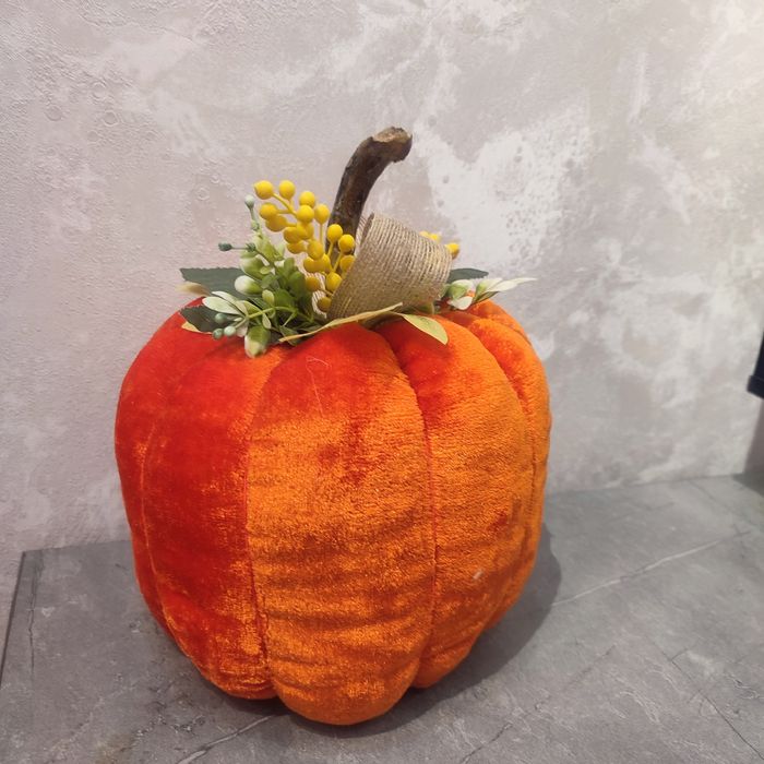 Тыквы, жёлуди ручной работы. Осенний декор