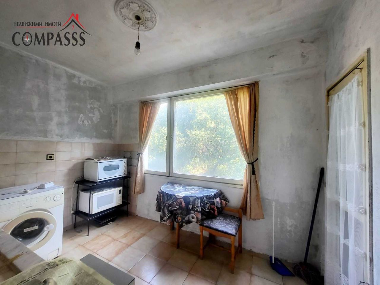 Продава се Двустаен апартамент в Добрич, Дружба 3 - 66 кв.м за 719 €/кв.м - Снимка #2