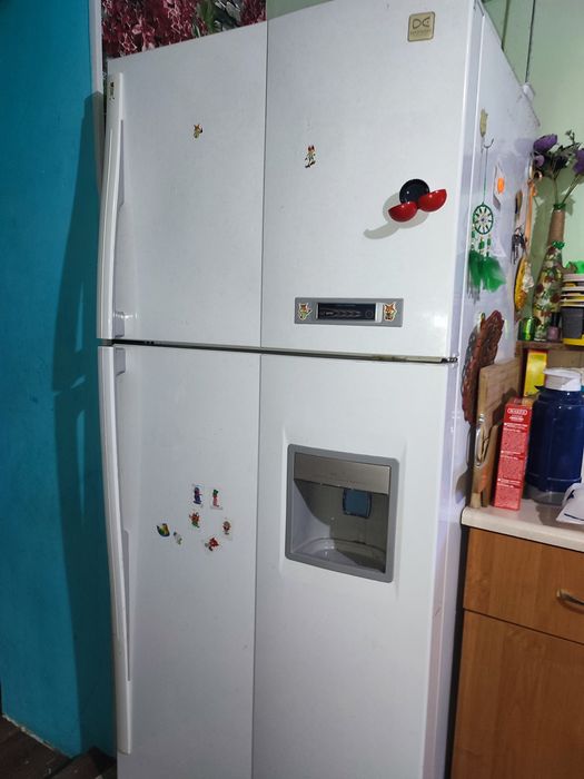 Продам холодильник