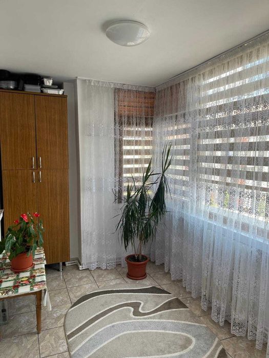 Vând apartament 3 camere - Pietonalul Transilvaniei - Piața Mare