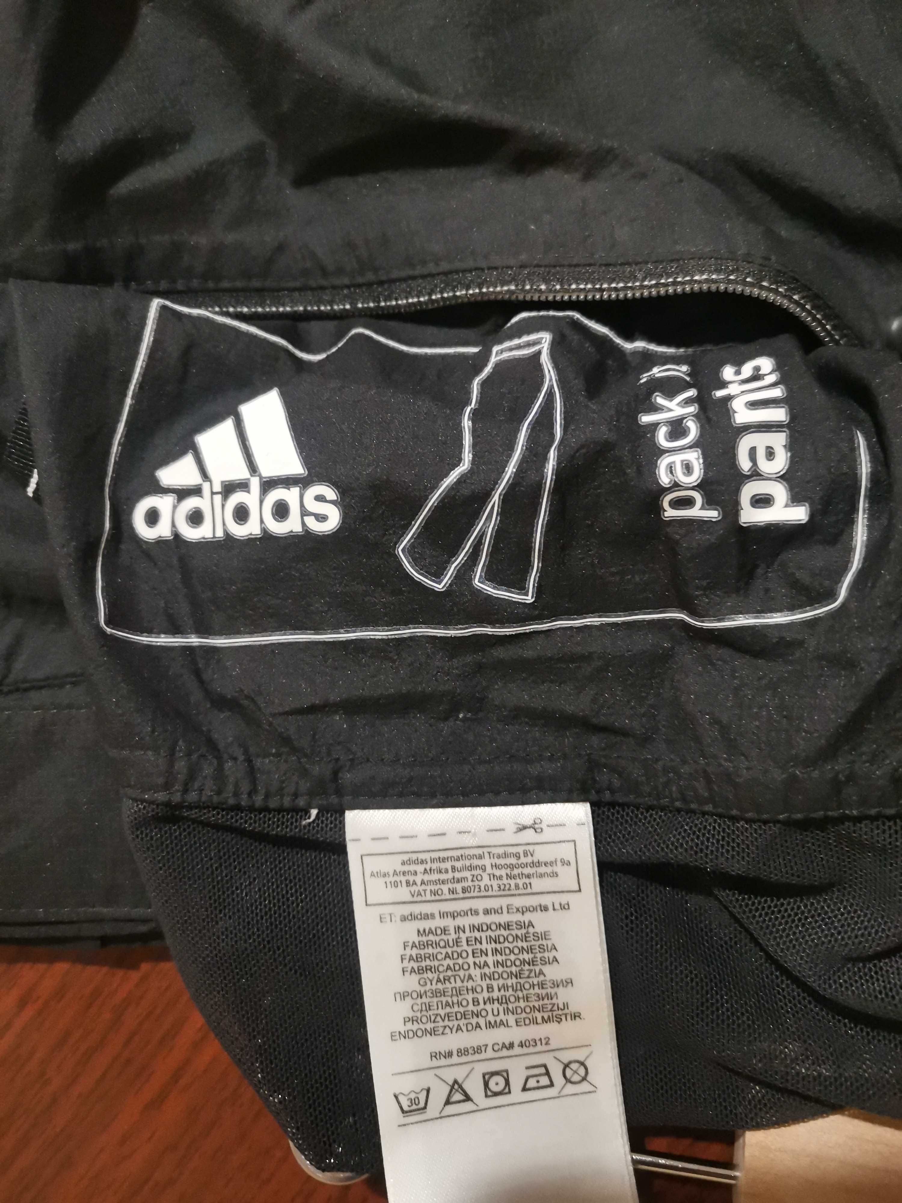 Adidas Terrex Agravic 3 Layer.