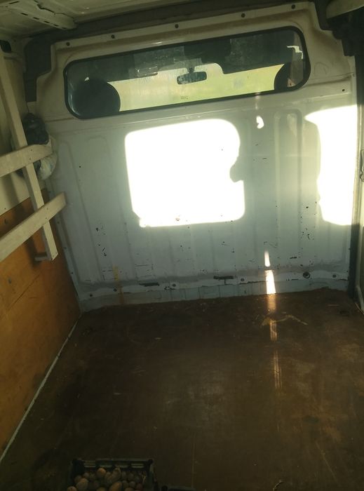 Vând Renault Master