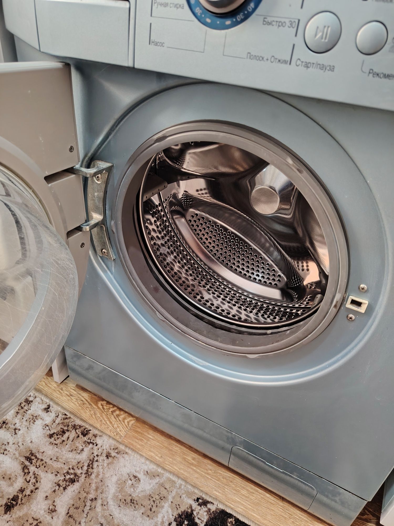 Стиральная машина LG узкая - 34 см, 3,5 кг