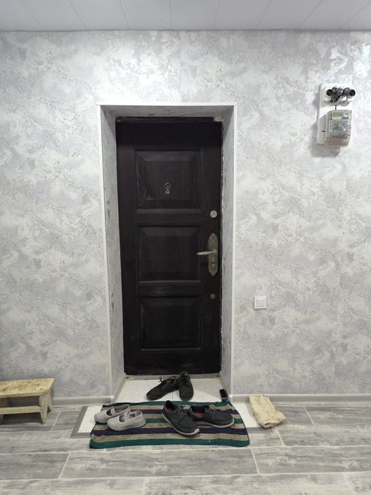 Ипотека 2 х в 3х ком кирпич ремонт под ключ. Янгиюль. 1/2 балкон 2*6