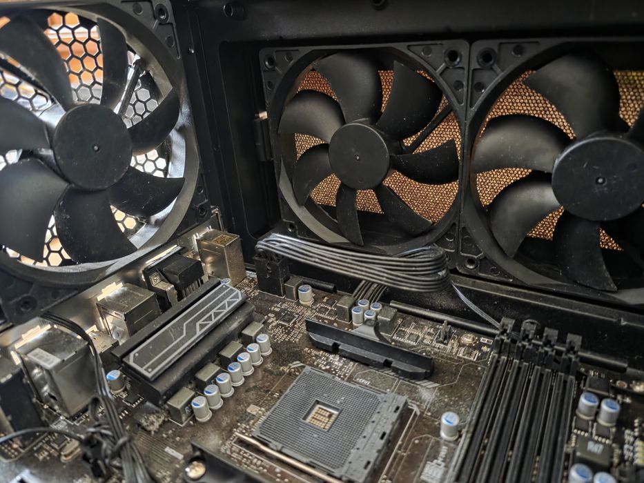 Placa bază MSI B350M PROVDH + Proc Ryzen 5 5600 + altele