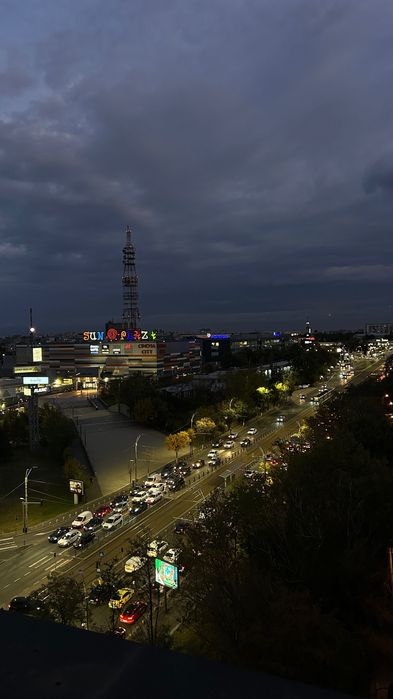 Închiriez garsoniera mobilata, 500€ (negociabil) zona Piata Sudului