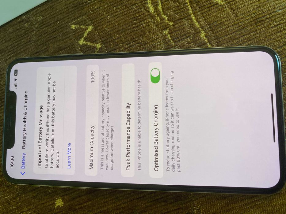 Apple iPhone XS Max - 64GB - Silver