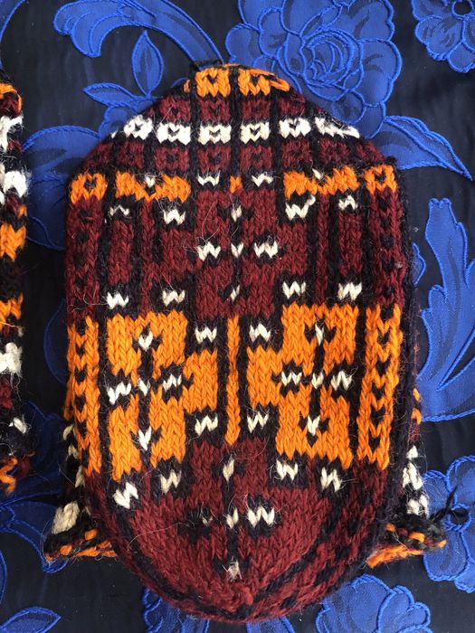 Носки из шерсти вязанные