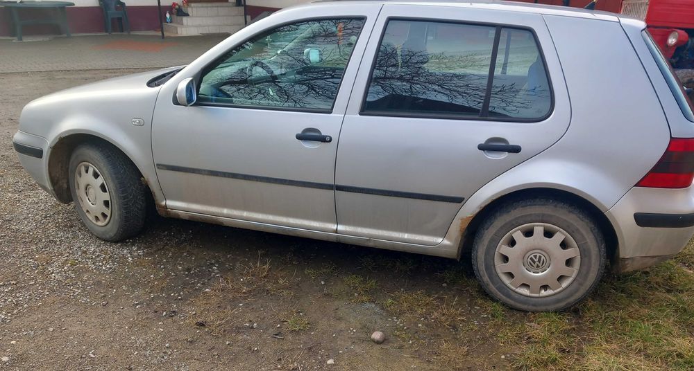 Volkswagen Golf 4