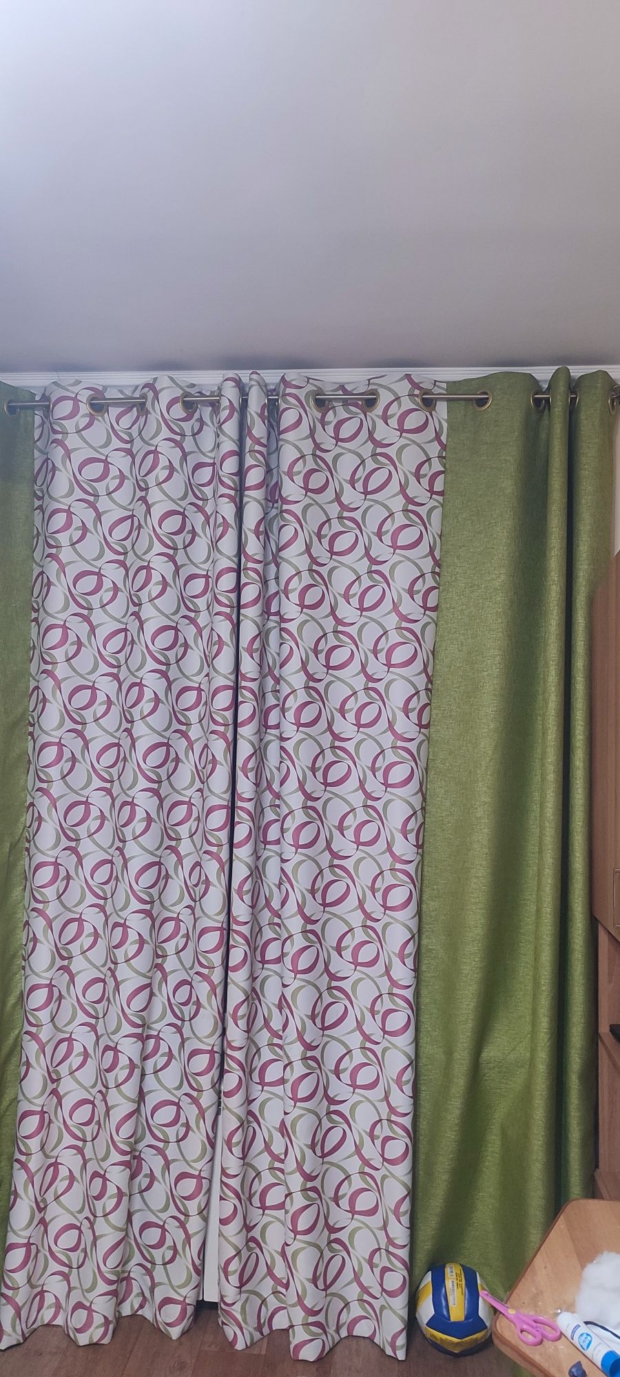 Продам штору с гординой