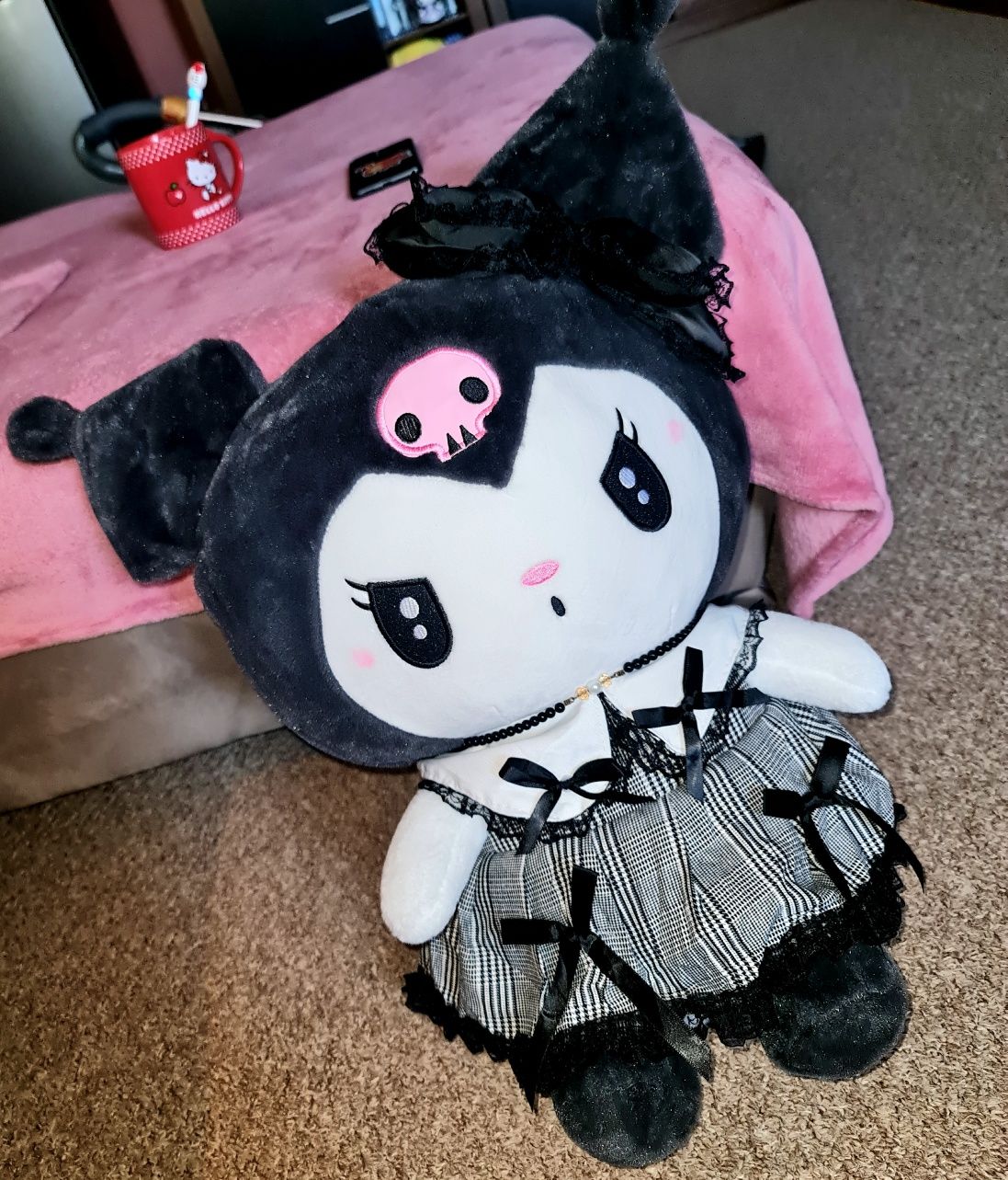 Pluș kuromi ft mare 70cm Pluș kuromi sanrio