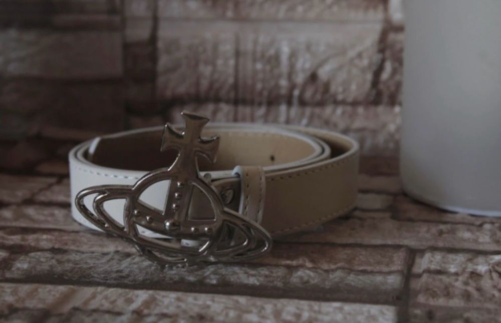 Curea VivieneWestwood , 3 culori disponibile