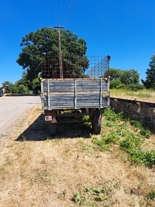 Vand remorca dupa tractor
