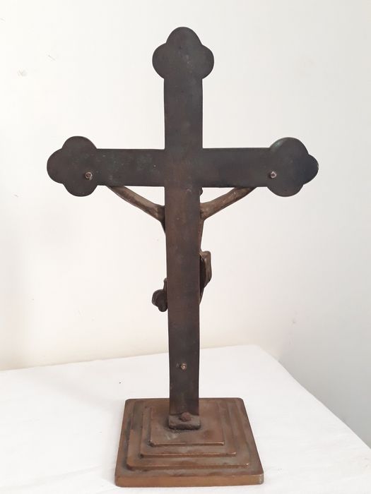 Crucifix / cruce veche, din bronz masiv, dimensiuni mari