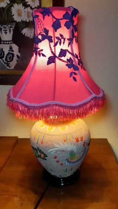 Lampa vintage in stil boho cu abajur roz