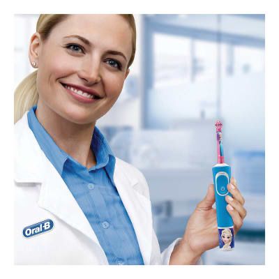 Зубная щетка Oral-B «Холодное сердце» для детей