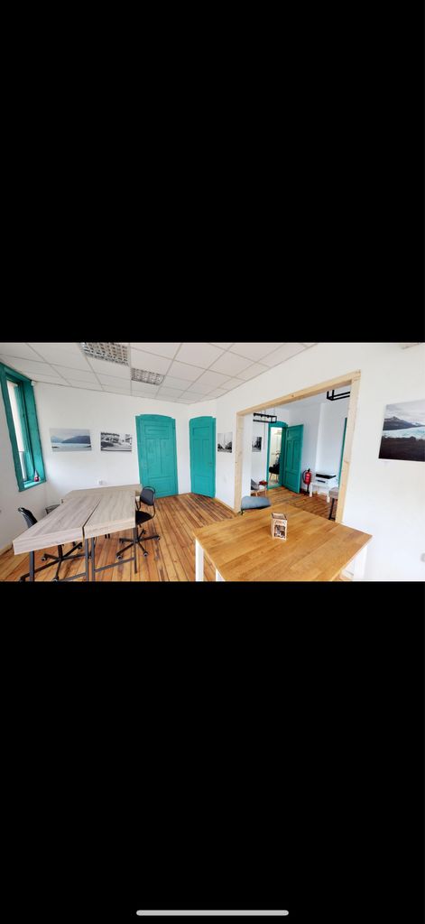Дава се под наем Офис в София, Горна баня - 110 кв.м за 1300 € - Снимка #3