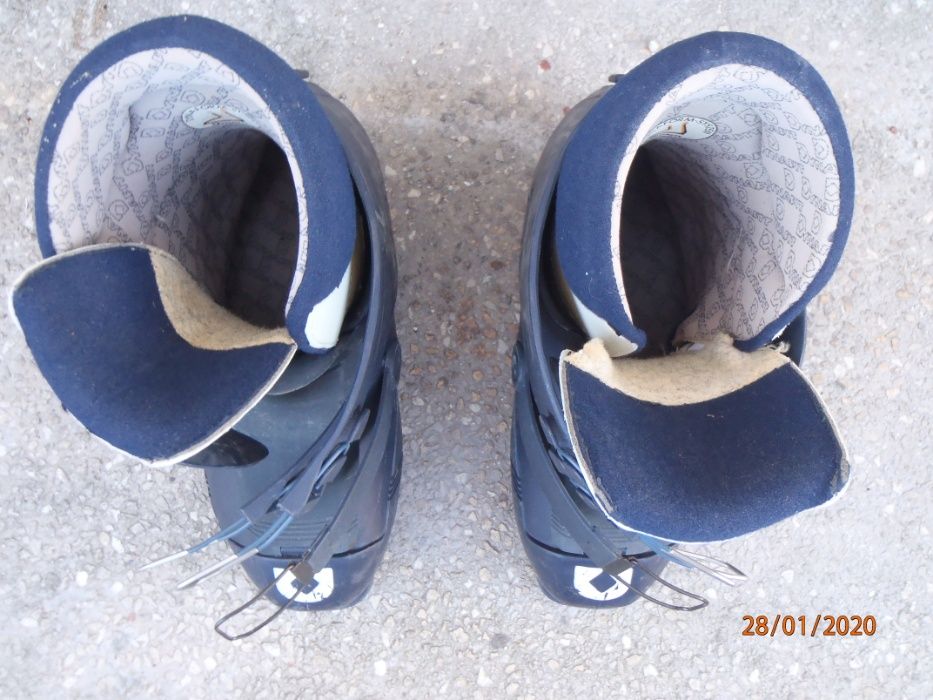 Ски обувки Dynafit Kunstoff 250911A – Austria – перфектно запазени.