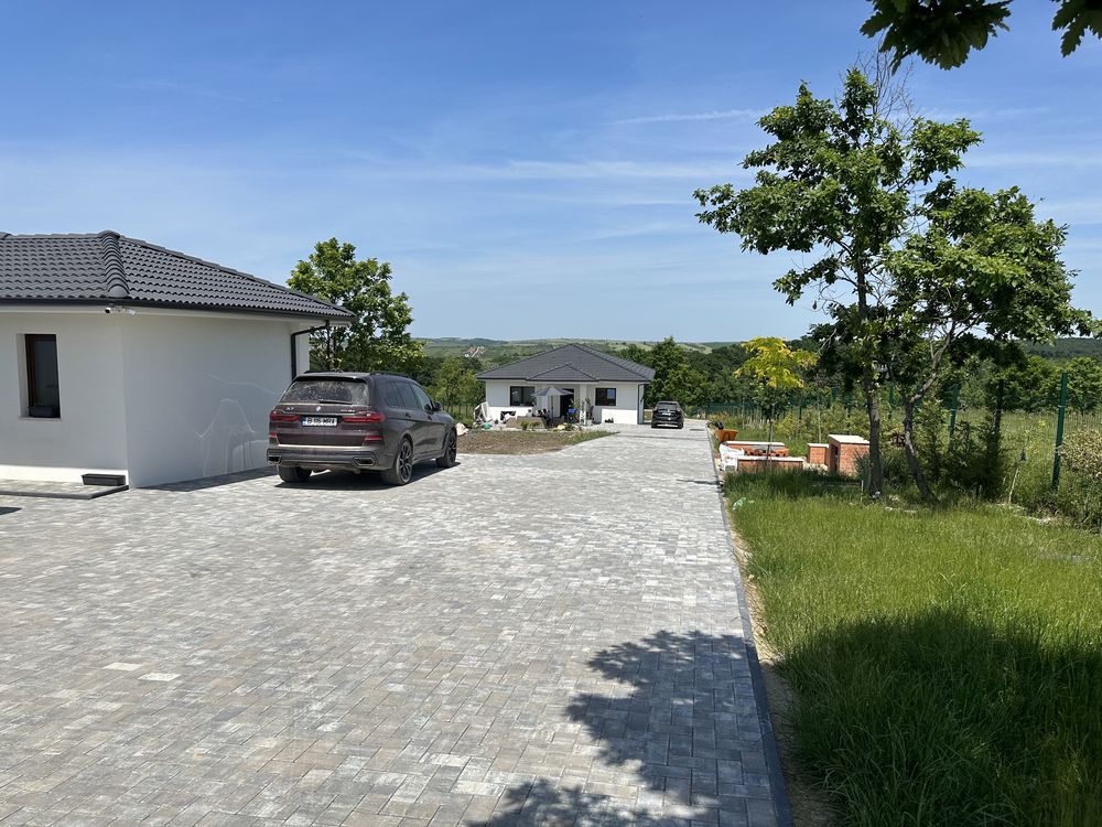 Teren de Vis 7650 mp la Marginea Padurii str Izvorului cu Utilitati