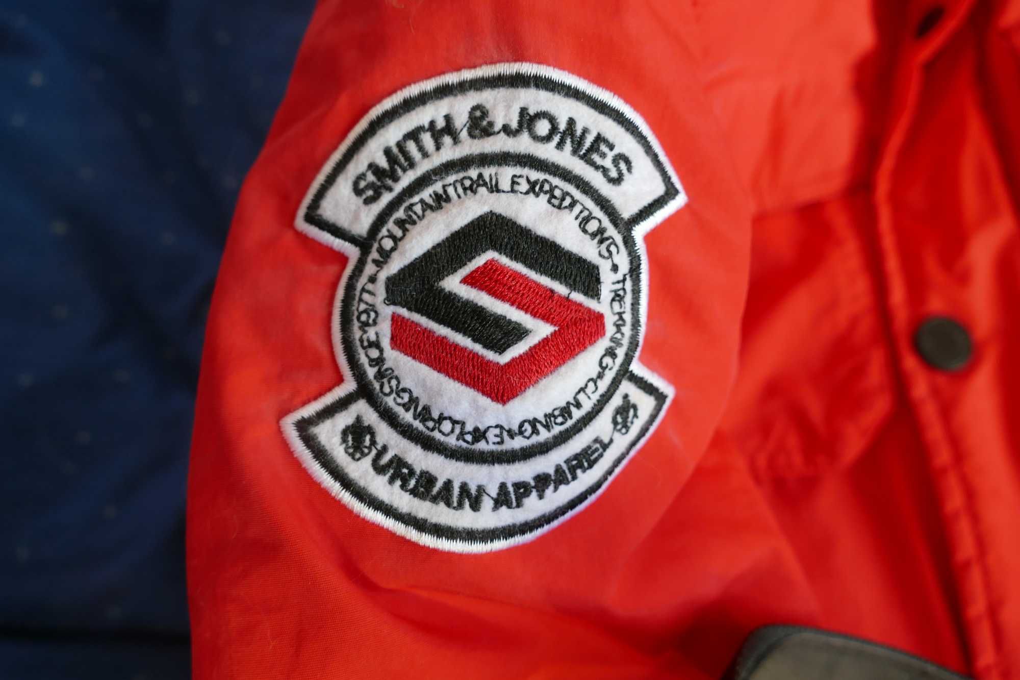 Зимно яке SMITH&JONES не носено