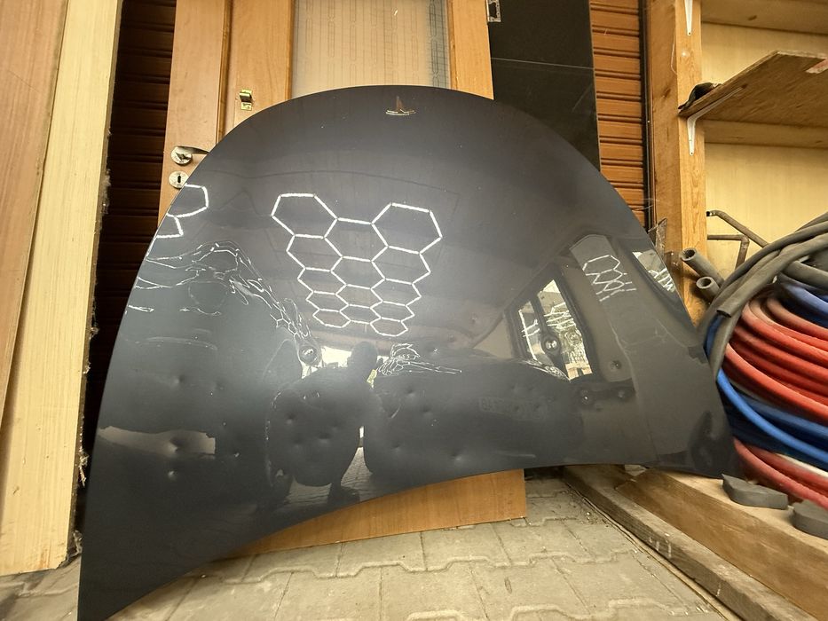 Tesla model Y преден капак