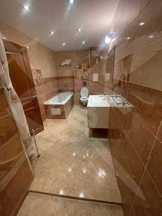 Тристаен апартамент във Възраждане, гр.Бургас