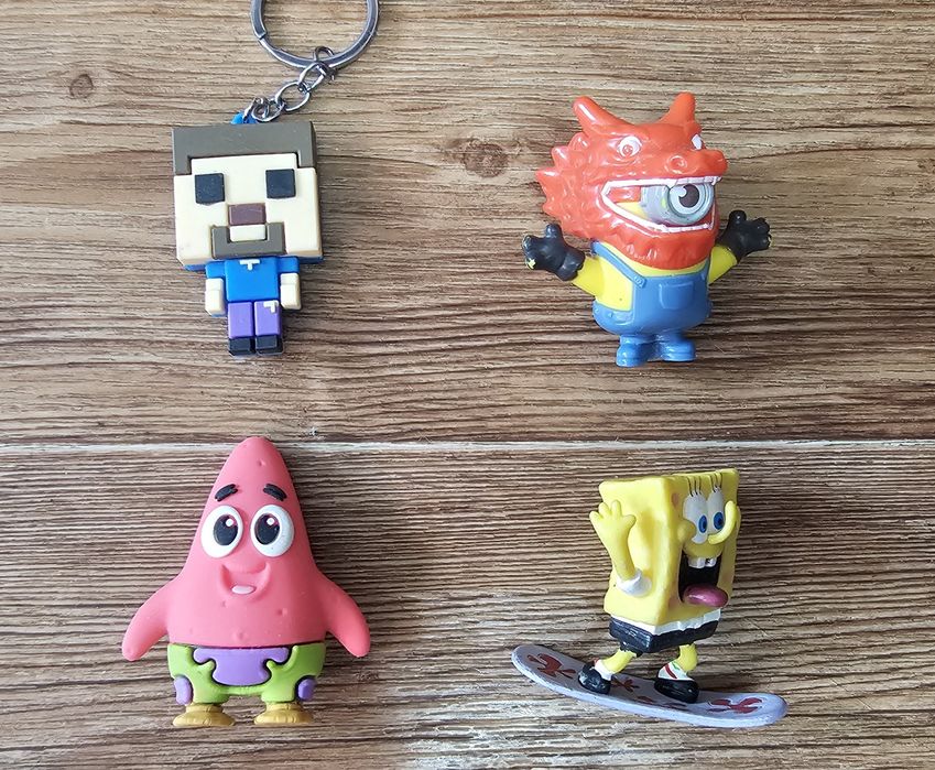 Набор Коллекционных Фигурок/Брелков (Minecraft, Minions, SpongeBob)
