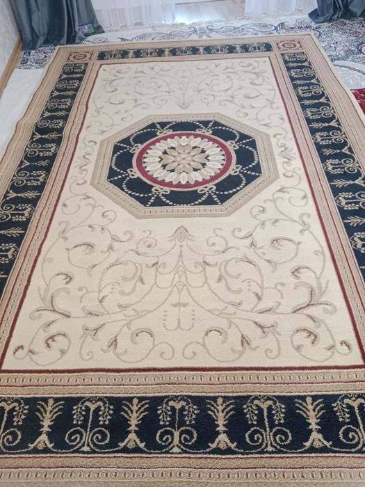 Gilam, holati yaxshi