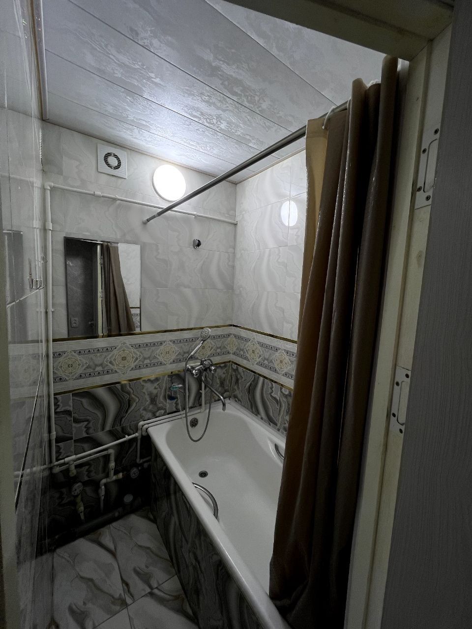 Продажа 2-комнатной квартиры, Чиланзар-23, 54м²  МДХ