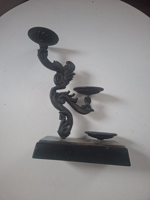 Vase metal vechi