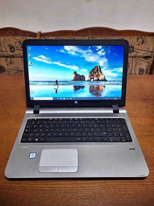 Laptop HP 450 G3 - i3-6100U-Ram 8GB (DDR4)-SSD M2 -120 GB + HDD 640 GB