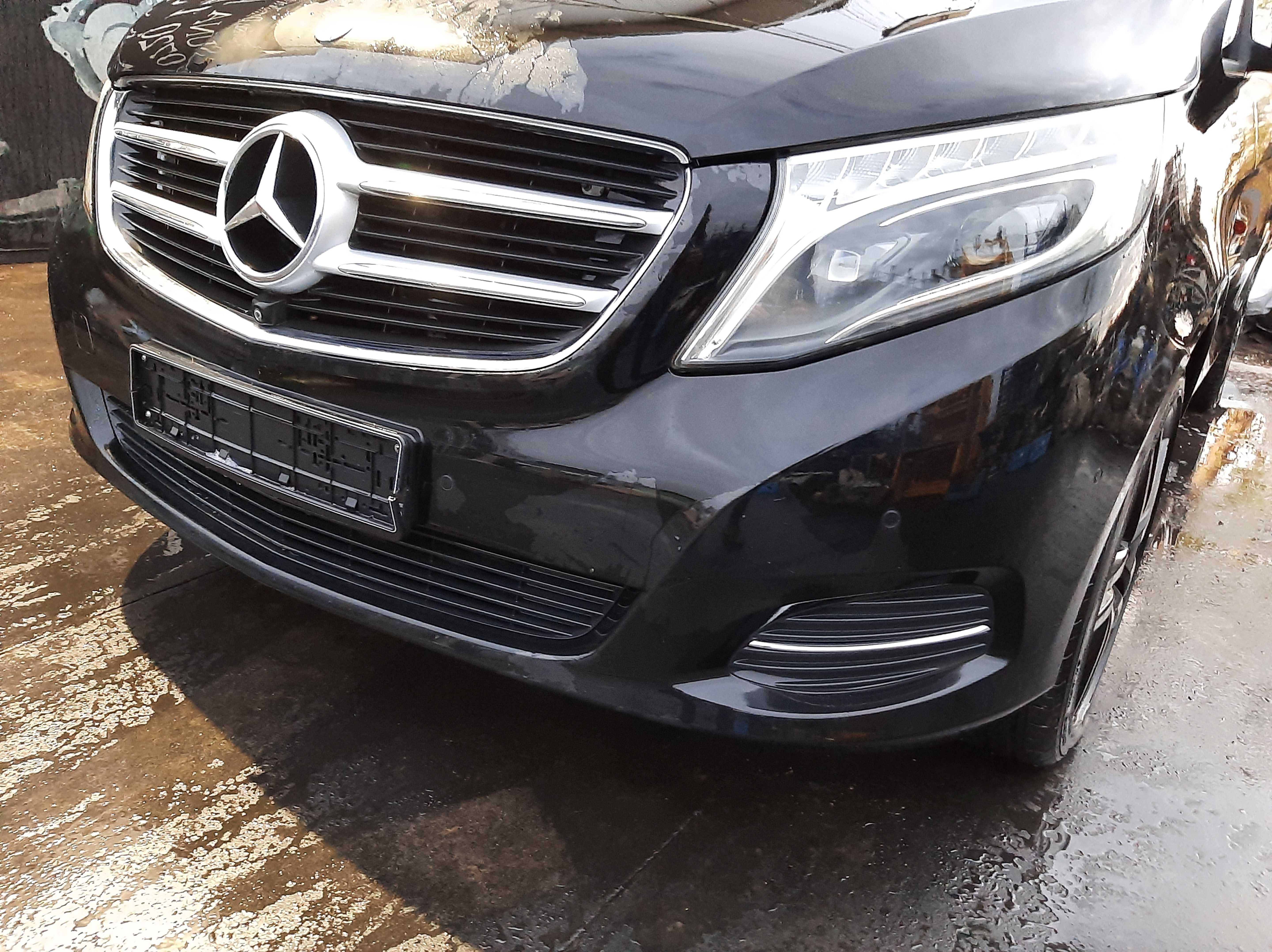 Dezmembrez mercedes v class w447/vito w447/bara v class/far w447/geam