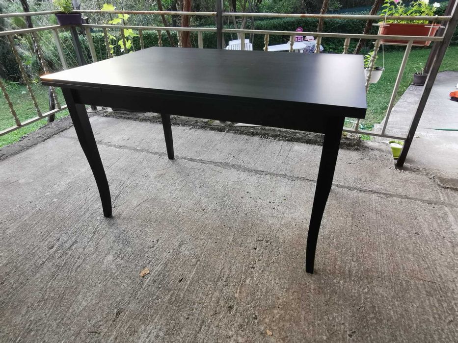 Разтегателна кухненска / трапезна / маса.