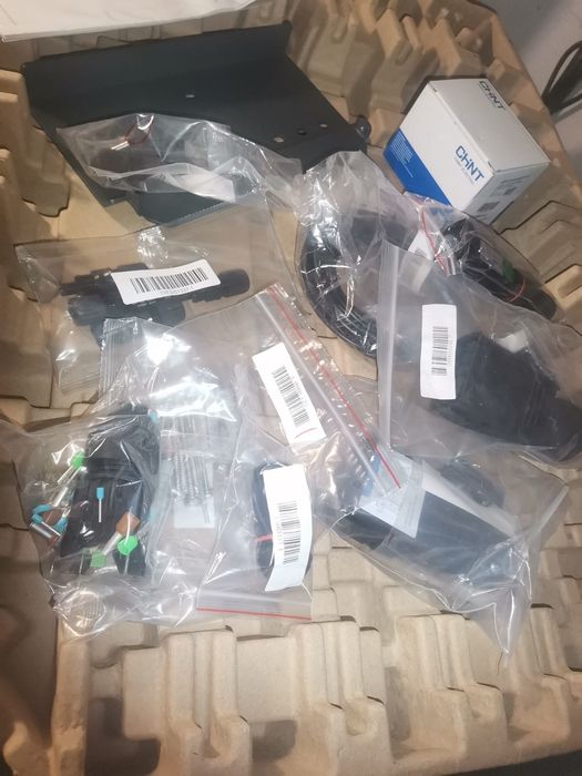 Vând invertor de 5kw