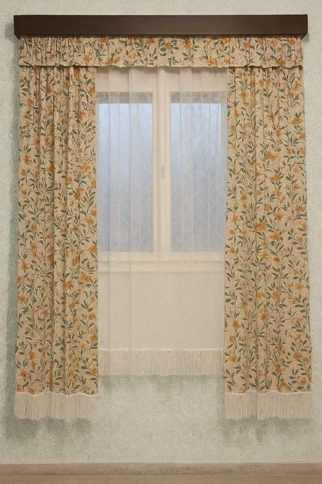 – Set perdele + draperii vintage cu cornisa lemn (reconditionabila)