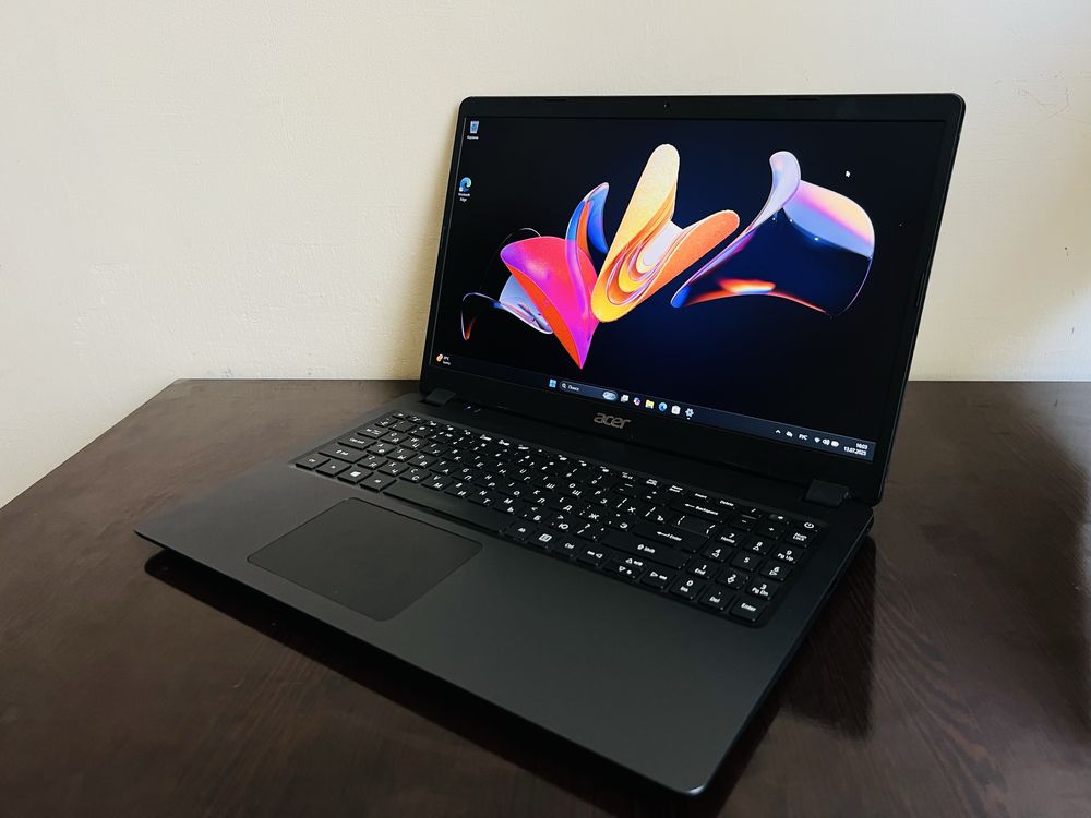 Acer Core i3 10 pokoleniya