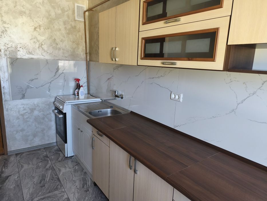 Vând apartament ap cu două camere in cartierul Maguri