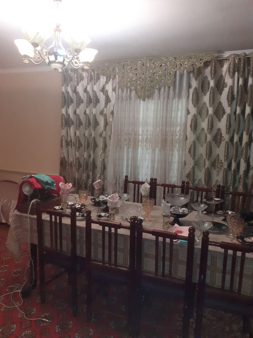5 xonali uy sotiladi